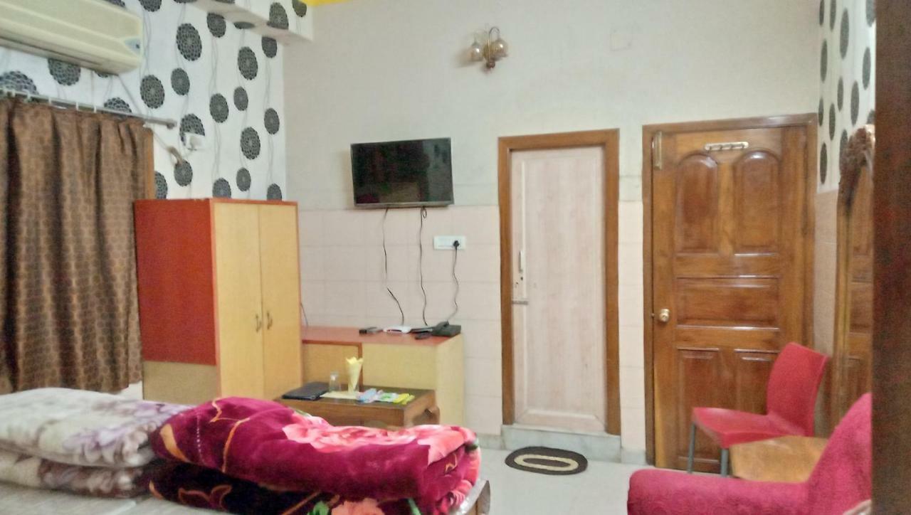 Hotel Surja Laxmi Raiganj Екстер'єр фото